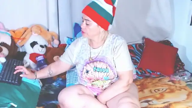 estrellita fugaz16x online show from December 18, 2025, 4:51 am