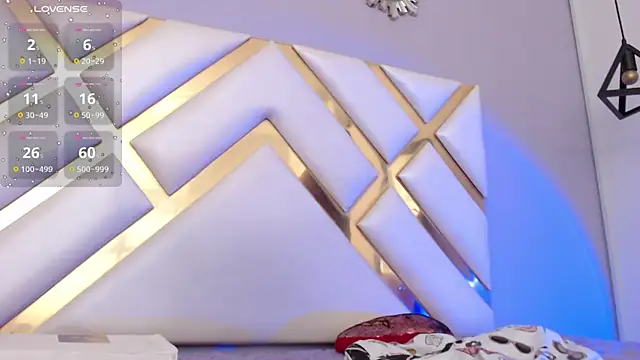 Snapshot of BeckyAnders chatting on January 5, 2026, 5:27 pm BeckyAnders online show from January 5, 2026, 5:27 pm