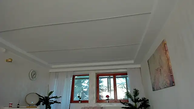 TiffanyHouston  online show from January 20, 2025, 6:42 am