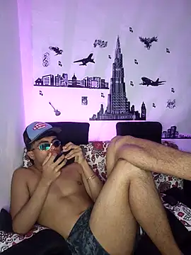 Snapshot of pinedasex777 chatting on March 7, 2025, 4:35 am pinedasex777 online show from March 7, 2025, 4:35 am