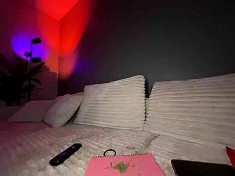 Snapshot of chloetease chatting on November 18, 2025, 3:12 am chloetease online show from November 18, 2025, 3:12 am