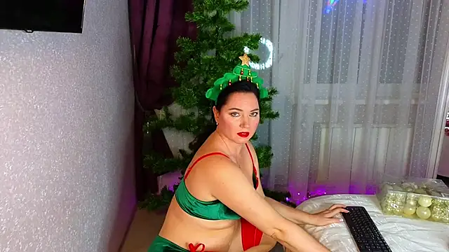 Snapshot of HotMilfMargo chatting on December 8, 2024, 3:56 pm HotMilfMargo online show from December 8, 2024, 3:56 pm