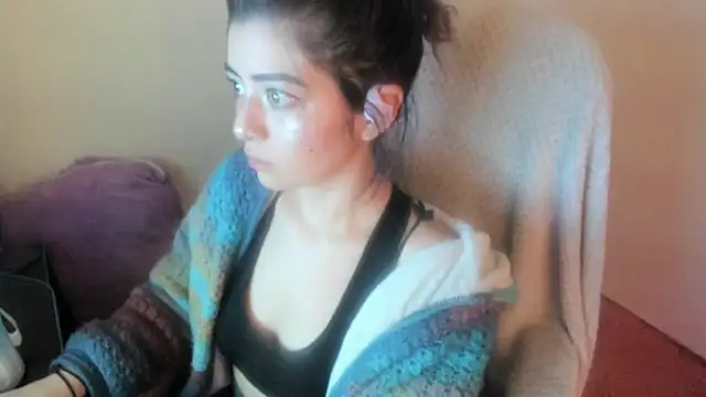 Sammysammy  online show from May 13, 2026, 7:39 am
