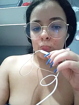 NinaSweet2 online show from March 1, 2025, 5:42 am