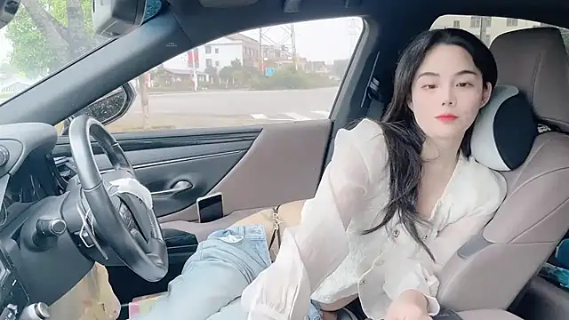 Snapshot of orla2021 chatting on October 17, 2025, 12:14 am orla2021 online show from October 17, 2025, 12:14 am