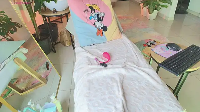 erotik lady online show from September 18, 2025, 4:36 am