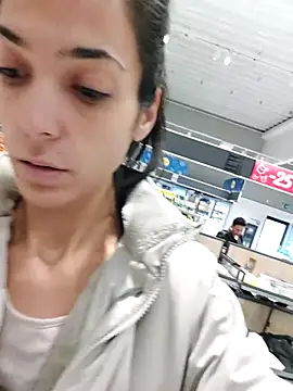 Snapshot of JoLeNe27 chatting on September 29, 2025, 6:18 am JoLeNe27 online show from September 29, 2025, 6:18 am