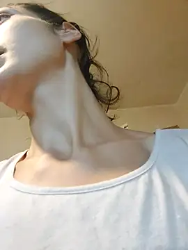 Snapshot of JoLeNe27 chatting on October 10, 2025, 6:12 am JoLeNe27 online show from October 10, 2025, 6:12 am