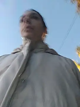 Snapshot of JoLeNe27 chatting on October 16, 2025, 4:35 am JoLeNe27 online show from October 16, 2025, 4:35 am