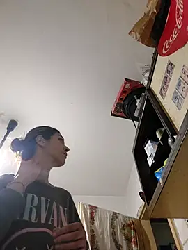 Snapshot of JoLeNe27 chatting on October 23, 2025, 5:01 pm JoLeNe27 online show from October 23, 2025, 5:01 pm