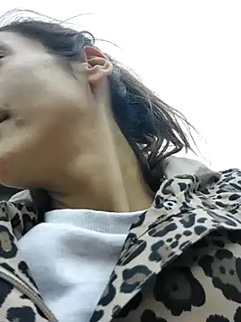 Snapshot of JoLeNe27 chatting on October 27, 2025, 6:17 am JoLeNe27 online show from October 27, 2025, 6:17 am