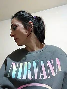 Snapshot of JoLeNe27 chatting on November 4, 2025, 5:23 pm JoLeNe27 online show from November 4, 2025, 5:23 pm