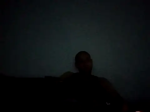 Snapshot of Flakka95 chatting on December 17, 2025, 12:16 am Flakka95 online show from December 17, 2025, 12:16 am