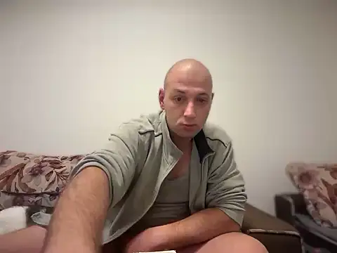 Snapshot of Flakka95 chatting on February 26, 2026, 1:04 am Flakka95 online show from February 26, 2026, 1:04 am