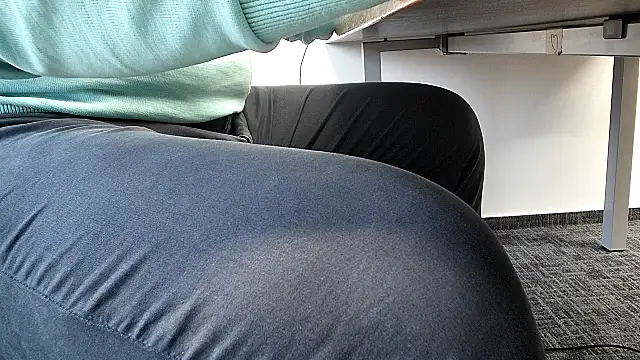 Snapshot of 69bezfleku chatting on November 12, 2025, 7:31 am 69bezfleku online show from November 12, 2025, 7:31 am