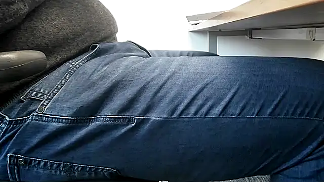 Snapshot of 69bezfleku chatting on November 20, 2025, 7:41 am 69bezfleku online show from November 20, 2025, 7:41 am