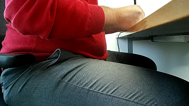 Snapshot of 69bezfleku chatting on December 19, 2025, 11:28 am 69bezfleku online show from December 19, 2025, 11:28 am