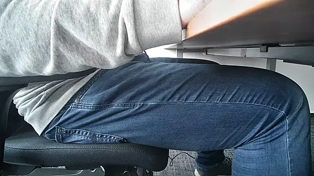 Snapshot of 69bezfleku chatting on January 7, 2026, 9:12 am 69bezfleku online show from January 7, 2026, 9:12 am