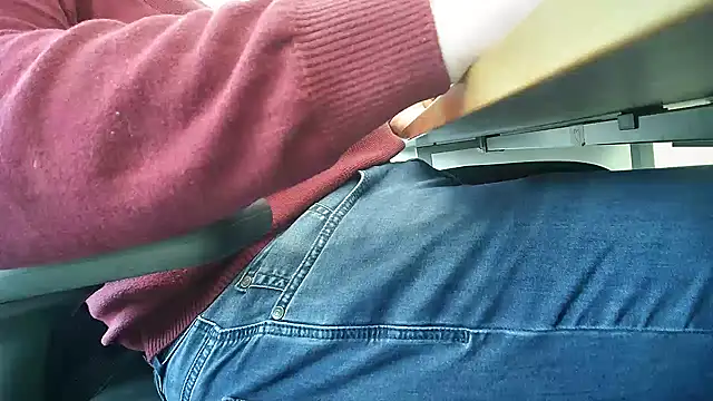 Snapshot of 69bezfleku chatting on February 23, 2026, 12:46 pm 69bezfleku online show from February 23, 2026, 12:46 pm