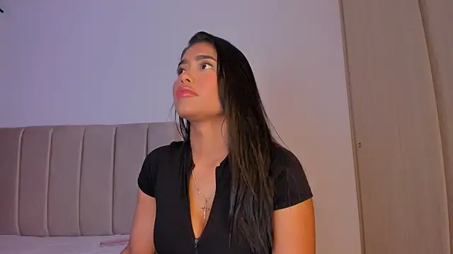 Snapshot of isa_bunny chatting on October 16, 2025, 3:40 am isa bunny online show from October 16, 2025, 3:40 am