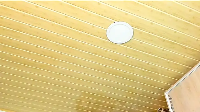 Snapshot of Carla_expit chatting on October 24, 2025, 1:24 am Carla expit online show from October 24, 2025, 1:24 am