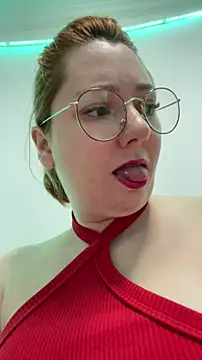 Patriciamoura69 online show from November 26, 2025, 11:28 pm