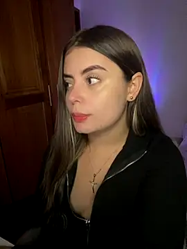 Miss valeriaa online show from November 18, 2025, 11:15 pm