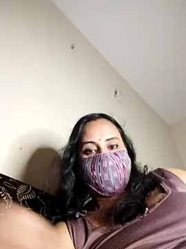 Snapshot of Sheela-Bhabi chatting on June 17, 2026, 7:15 pm Sheela-Bhabi online show from June 17, 2026, 7:15 pm