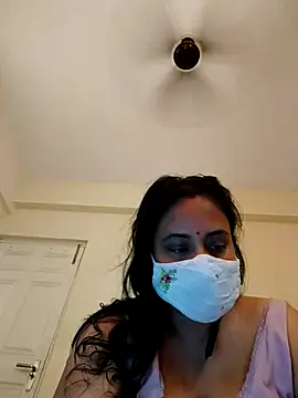 Snapshot of Sheela-Bhabi chatting on June 26, 2026, 12:37 am Sheela-Bhabi online show from June 26, 2026, 12:37 am