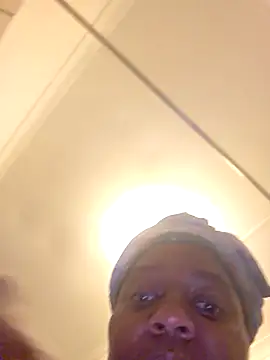 Galcraze online show from December 19, 2025, 8:38 pm