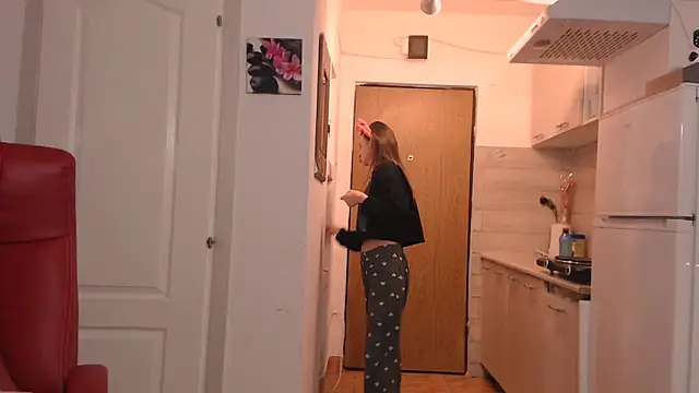 simyhvn online show from February 27, 2026, 5:40 am