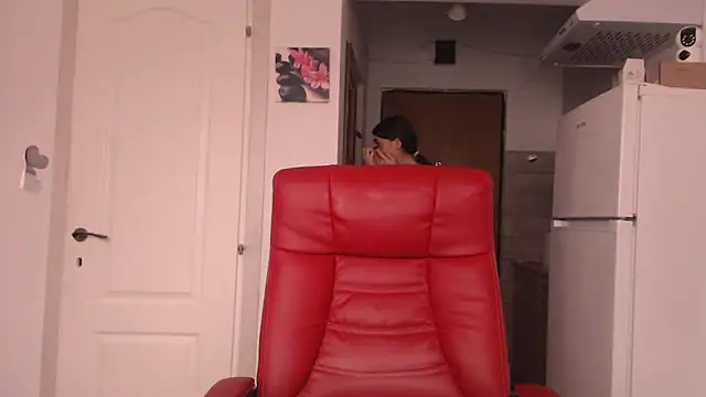 simyhvn online show from March 29, 2026, 1:00 pm