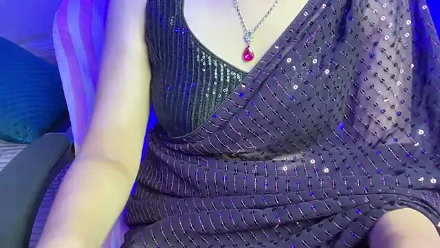 Queen Angelena online show from July 21, 2026, 5:26 pm