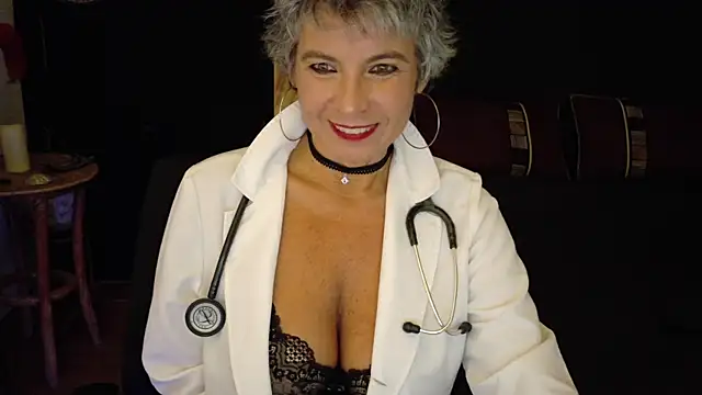 milfettefab online show from November 30, 2025, 4:22 pm