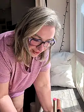 Snapshot of Canadian_BBW chatting on March 13, 2026, 8:48 pm Canadian BBW online show from March 13, 2026, 8:48 pm