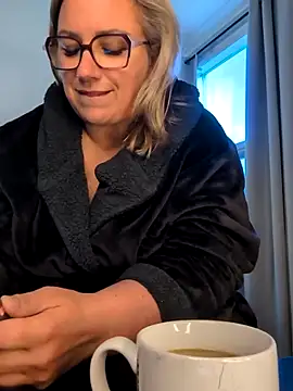 Canadian BBW online show from May 14, 2026, 3:19 pm