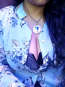 Snapshot of indian_passion chatting on April 5, 2026, 7:00 pm indian passion online show from April 5, 2026, 7:00 pm