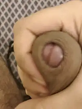 rockkyy9 online show from October 3, 2025, 6:38 pm