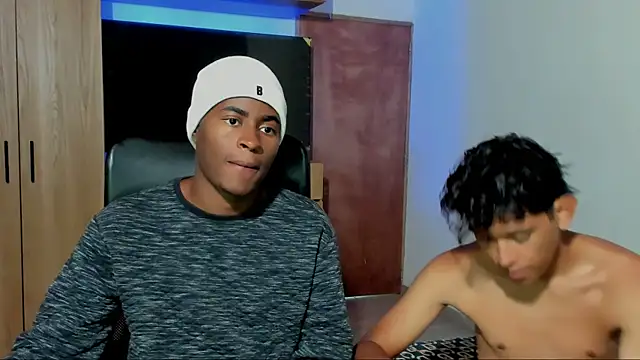 CrissBrownxxx online show from July 14, 2026, 12:24 am