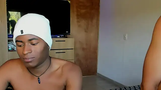 CrissBrownxxx online show from July 21, 2026, 8:00 pm