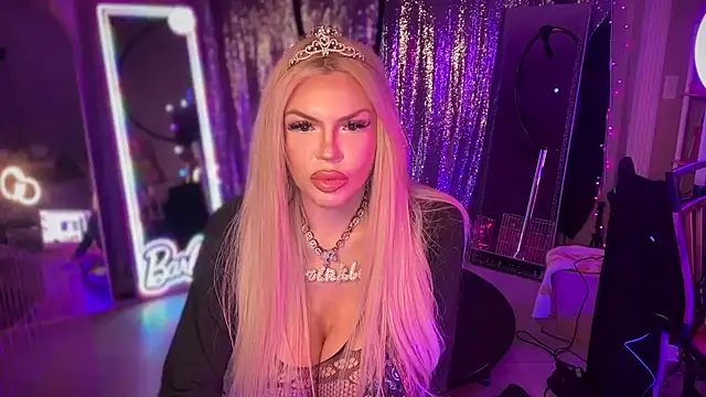 Snapshot of bimbotwerkqueen chatting on January 18, 2025, 2:03 am bimbotwerkqueen online show from January 18, 2025, 2:03 am