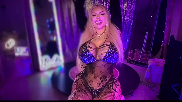 Snapshot of bimbotwerkqueen chatting on January 18, 2025, 5:10 am bimbotwerkqueen online show from January 18, 2025, 5:10 am