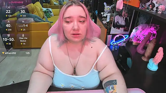 Snapshot of Softie_Sofy chatting on June 16, 2026, 2:58 am Softie Sofy online show from June 16, 2026, 2:58 am