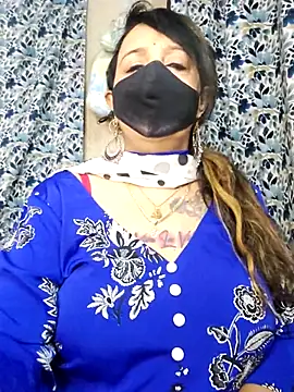 cute-tanvi online show from January 15, 2026, 1:10 am