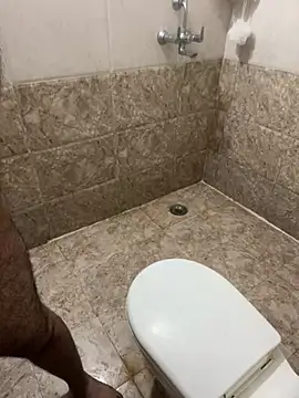 tusharvats60 online show from December 18, 2024, 5:59 am