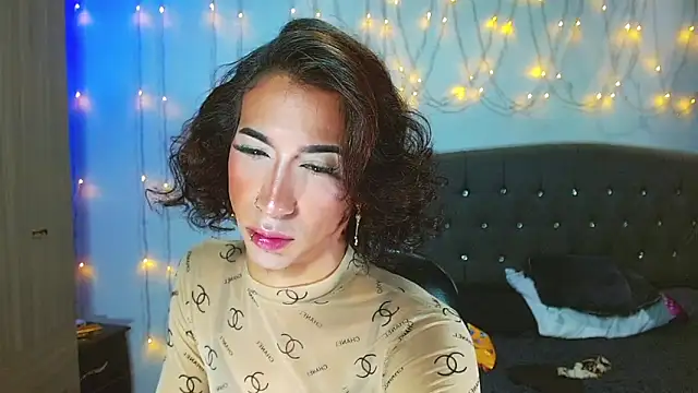 Kenisha Sweet online show from February 13, 2025, 4:11 am