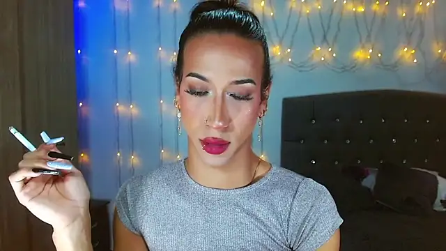 Kenisha Sweet online show from February 15, 2025, 11:47 pm