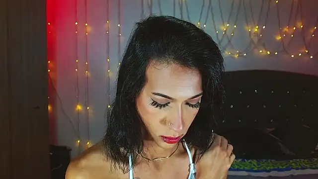 Kenisha Sweet online show from March 21, 2025, 1:34 am