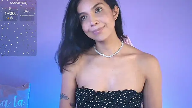 Snapshot of lilassoul8_ chatting on February 25, 2025, 4:35 am lilassoul8 online show from February 25, 2025, 4:35 am