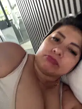 Snapshot of natural_bigboobs chatting on March 11, 2025, 12:28 pm natural bigboobs online show from March 11, 2025, 12:28 pm